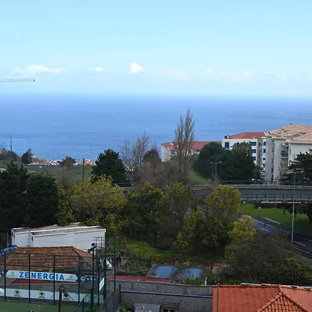 Sea View Refuge *